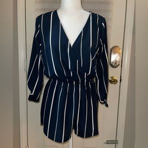 3/4 length sleeve short Romper size medium